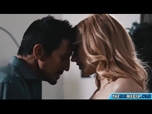 ❤️ Sexu erromantikoa ilehoria slutty batekin ❤ Izorratu bideoa  %eu.porn-impact.ruan ﹏